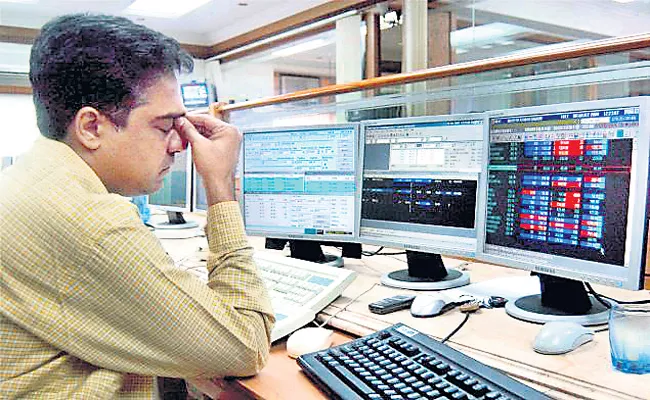 Sensex and Nifty lose 4-day rising streak amid mixed global cues - Sakshi