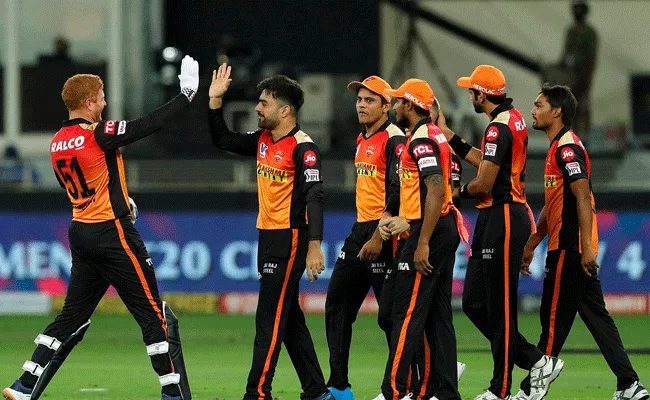 Kings Punjab Set Target Of 127 Runs Against SRH - Sakshi