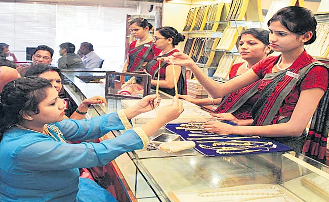 Gold Sales increase 65 percent up - Sakshi