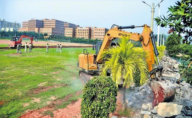 JAC Complains To CBI To Probe GITAM University Land Grabs - Sakshi