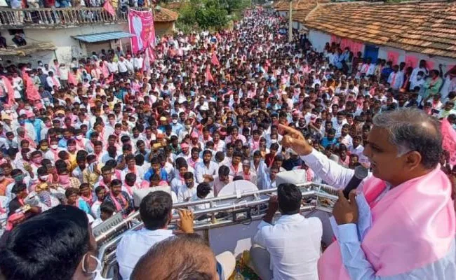 Harish Rao FIres On BJP For Spreading False Propaganda In Dubbaka - Sakshi