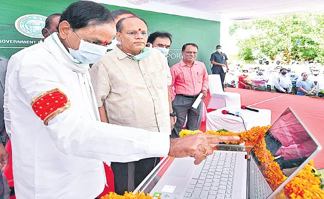 k Chandrashekar Rao Launched Dharani Portal At Muduchintalapalli - Sakshi