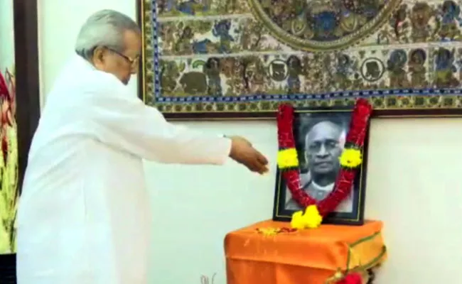 Ap  Governor Biswabhusan Harichandan  Pays Tribute To Patel - Sakshi