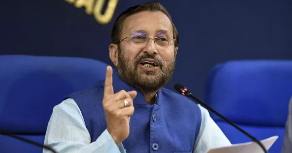 Prakash Javadekar Fires On Opposition Over Agri Laws - Sakshi