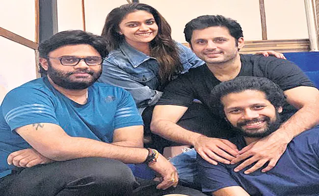 Nithiin and Keerthy Suresh wrap up post-lockdown schedule of Rang De - Sakshi