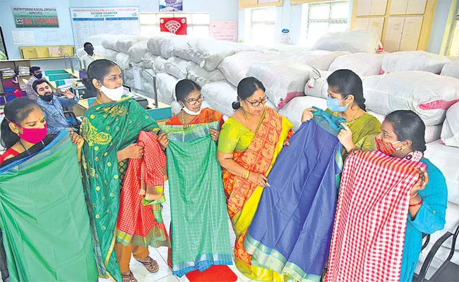 Bathukamma Sarees Ready For Distribution - Sakshi