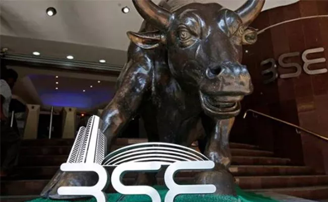 Bse Small cap index hits 52 week high - Sakshi