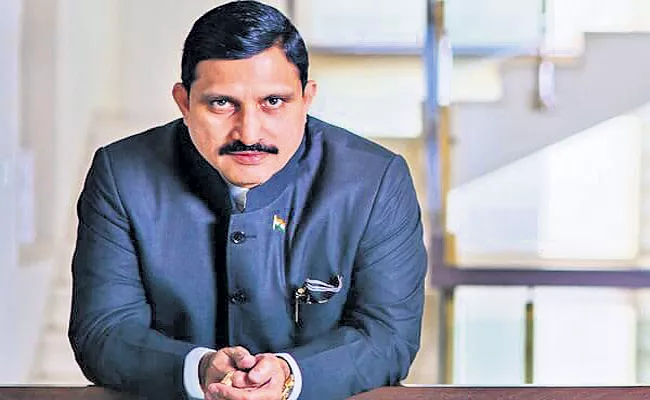 Sujana Chowdary Was Stopped By Immigration Officials In Delhi - Sakshi