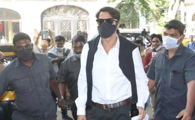 Drug Case: Arjun Rampal Questioned By NCB Over 6 Hours - Sakshi