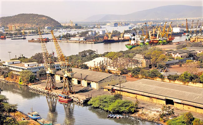 Expansion Of Visakhapatnam Port With Rs 4095 Crore - Sakshi