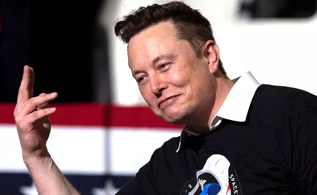 Elon Musk over takes zuckerbeg in richest person ranking - Sakshi