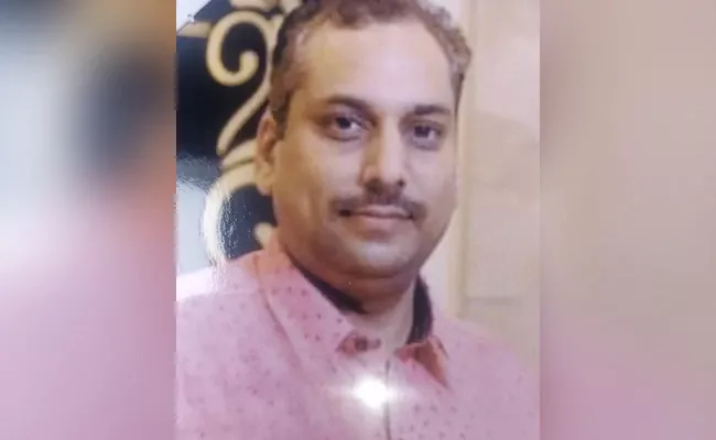 Delhi Businessman Was Killed By Employee Fiancee - Sakshi