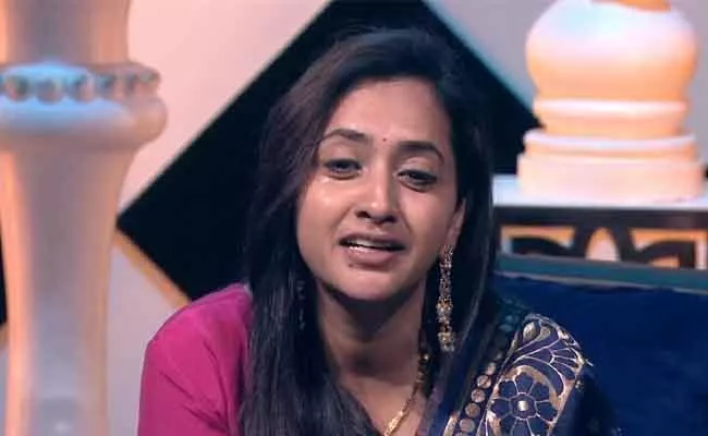 Bigg Boss 4 Telugu: Anchor Lasya May Get Evicted For 11th Week - Sakshi