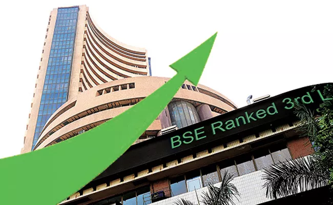 Market hit new highs- Bank nifty crosses 30,000 mark - Sakshi