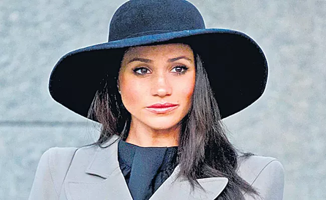 Meghan Markle Essay Reveals She Had a Miscarriage in July - Sakshi