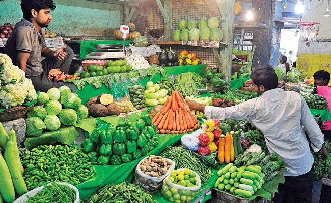 Highly Increase Vegetables Rates - Sakshi