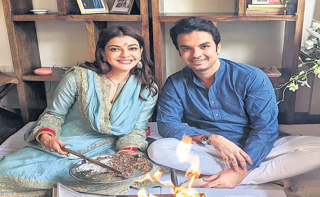 Kajal Aggarwal and Gautam Kitchlu prep for first Karwa Chauth - Sakshi