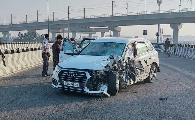 Audi Car Hits Man Bounces To House Rooftop Lost Life In Jaipur - Sakshi