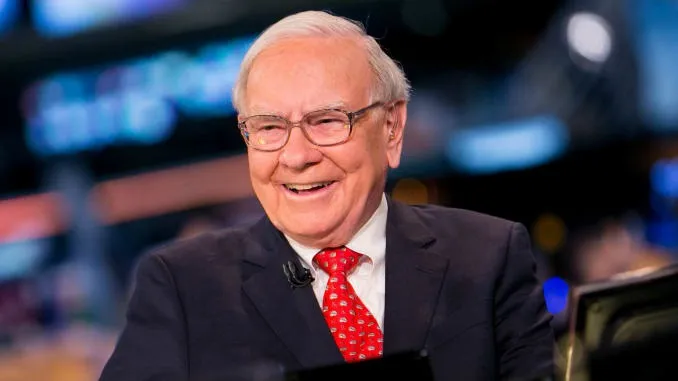 Buffett takes U turn in Berkshire investments-  buying back shares - Sakshi