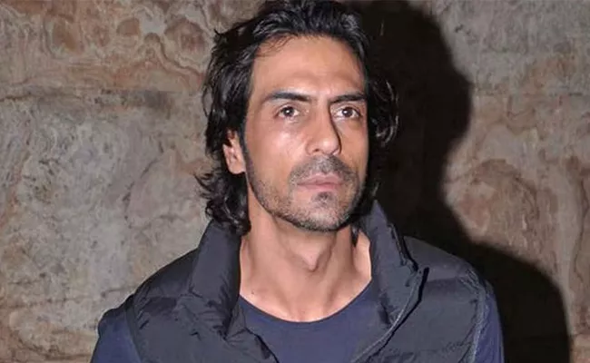 Bollywood Actor Arjun Rampal Summoned By NCB After Raid At Home - Sakshi