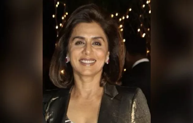 Neetu Kapoor Tests Positive For Covid - Sakshi