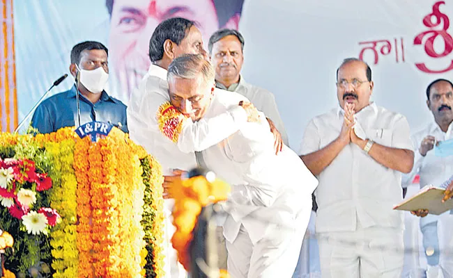 CM KCR Visits Siddipet With Harish Rao - Sakshi