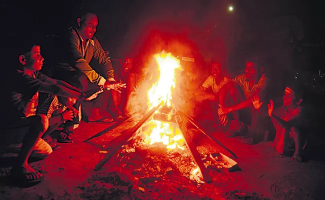 Night Temperatures Fell Down In AP - Sakshi