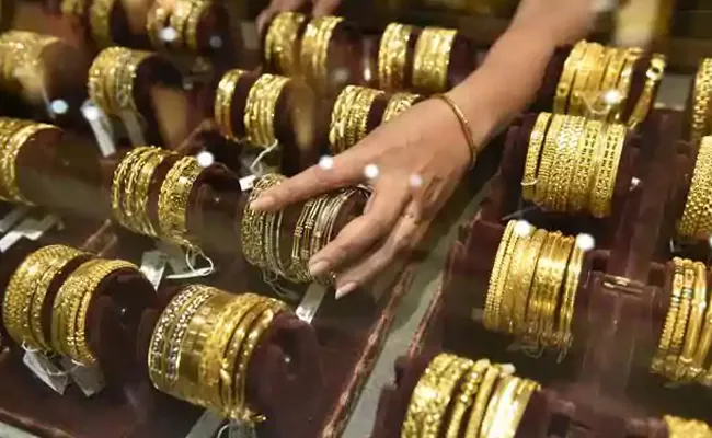 Gold, silver prices recover from previous day losses - Sakshi