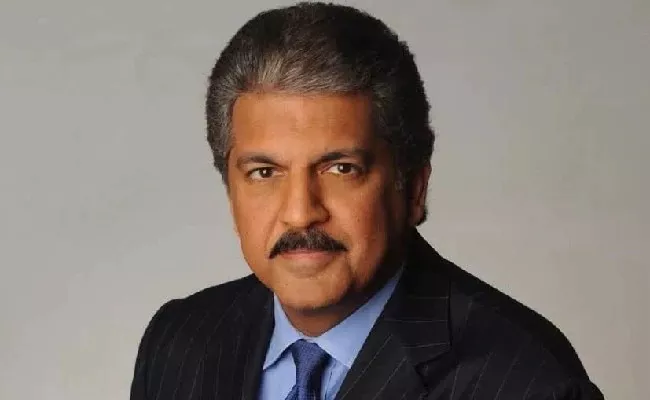 Anand Mahindra On Christmas Video - Sakshi