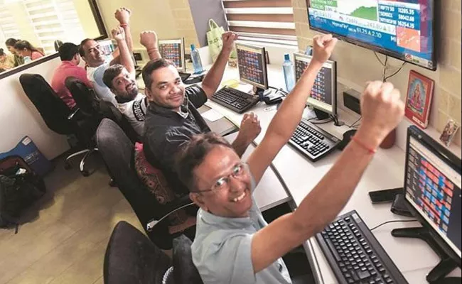 Market ends @ lifetime highs on FPIs investment boost - Sakshi