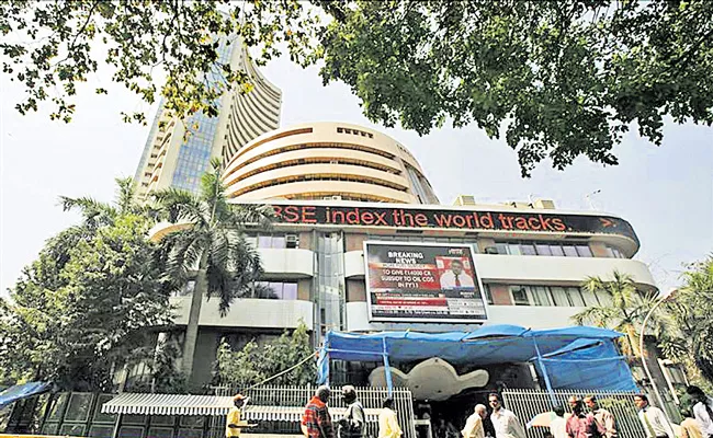 Sensex jumps 400 points and Nifty tops 13,650 - Sakshi