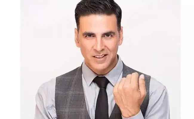 Actor Akshay Kumar Earn 365 Cores In 2020 - Sakshi