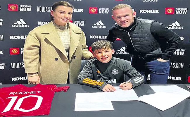 Kai Wayne Rooney following the footsteps of his father England football star Wayne Rooney - Sakshi