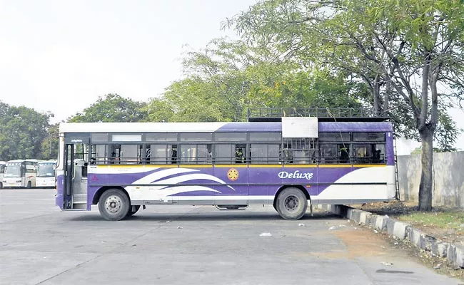 TS RTC Has Decided To Remove Deluxe Services  - Sakshi