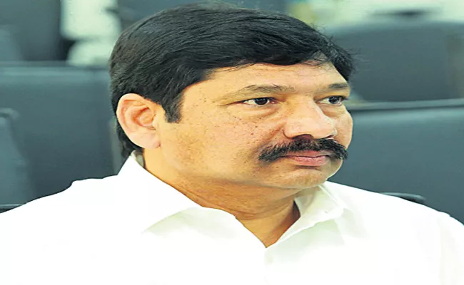 Jogi Ramesh Fires on Chandrababu And Rayapati Sambasiva Rao - Sakshi