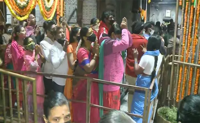 Vikunata Ekadasi Cermony In Various Districts In Andhra Pradesh - Sakshi