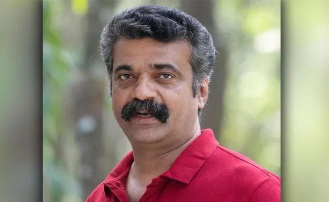 Kammatipadam fame Malayalam actor Anil P Nedumangad drowns - Sakshi