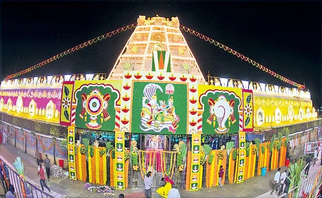 TTD Makes Ready For Vaikunta Ekadasi Ceremony In Tirupati - Sakshi