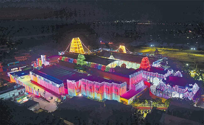 Vaikunta Ekadasi 2020 Celebrations In Telangana - Sakshi