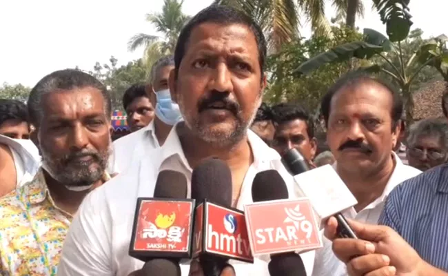 MLA Vallabhaneni Vamsi Comments On Chandrababu - Sakshi