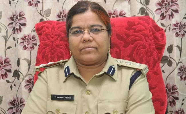 Prohibition Excise Joint commissioner Nagalaxmi Special Story In Anantapur - Sakshi