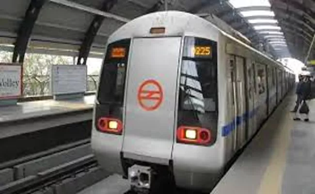 PM Narendra Modi to Flag Off First Driverless Train Today - Sakshi