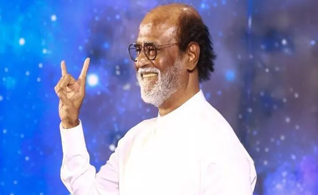 Superstar Rajinikanth Announces Political Entry Into Tamil Politics - Sakshi