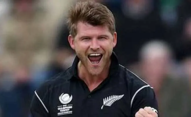 New Zealand Cricketer Corey Anderson Retires From International Cricket - Sakshi