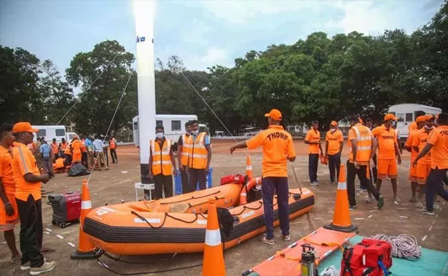 Cyclone Burevi Weakens, To Cross Tamil Nadu: IMD - Sakshi