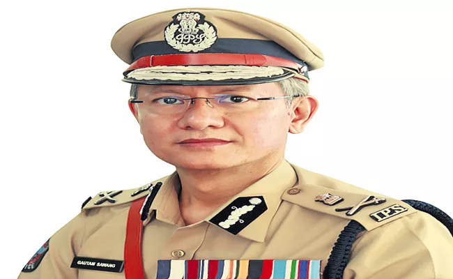 Homeguards Are Selfless Servants Says Gautam Sawang - Sakshi