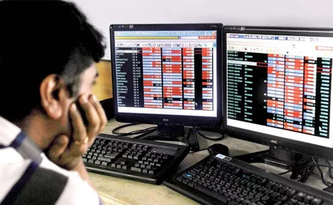 Market hits new highs in opening trade - Sakshi