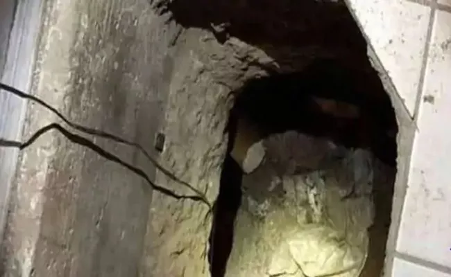 Man Builds Secret Tunnel to His Married Girlfriend House In Mexico - Sakshi