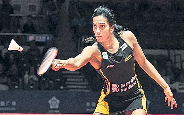 PV Sindhu and Saina Nehwalmay face in Thailand Open - Sakshi