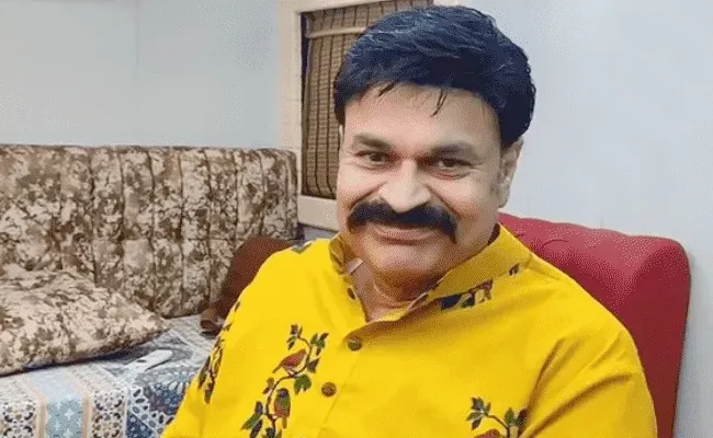 Mega Brother Nagababu Praises Singer Sunitha Over Her Marriage - Sakshi